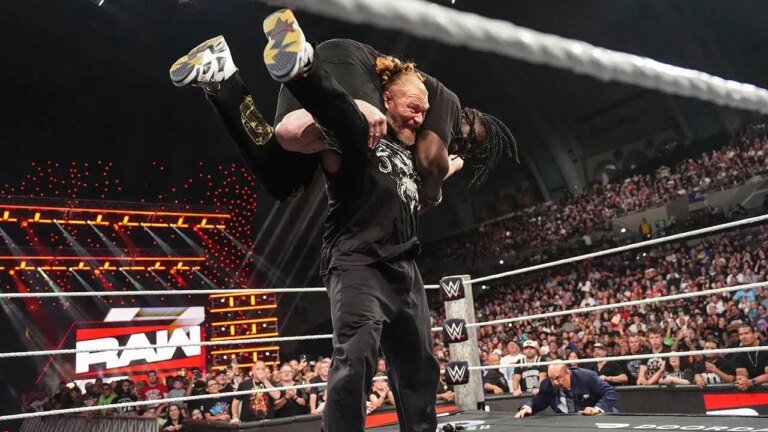 布洛克·萊斯納 (Brock Lesnar) 和奧巴·費米 (Oba Femi) 將參加 SummerSlam 的地獄牢籠比賽