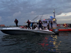 海岸警衛隊在佛羅裡達州附近向載有25名中國公民的走私船開火