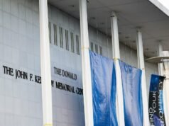 甘迺迪中心呼籲將川普從大樓外牆移走