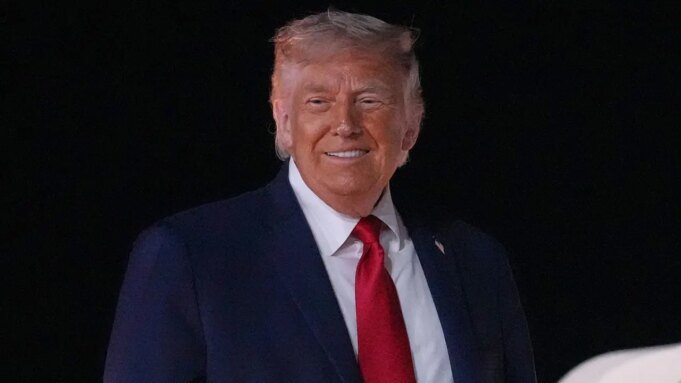 donald-trump-air-force-one-fox-news-001.jpeg