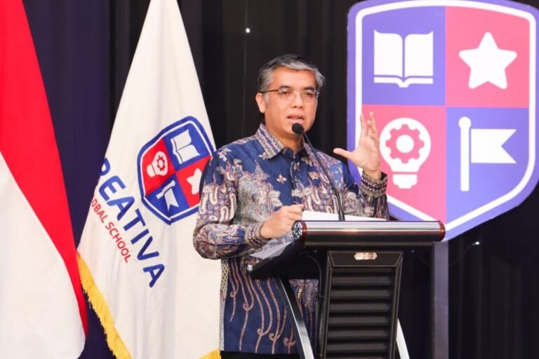 人力部長強調要讓年輕一代做好準備面對新的工作世界