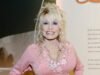 多莉帕頓 (Dolly Parton) 自從拉斯維加斯演出取消以來首次公開露面