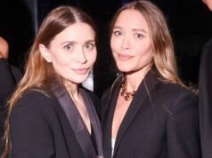 阿什利·奧爾森 (Ashley Olsen) 和瑪麗·凱特·奧爾森 (Mary-Kate Olsen) 出席弟弟特倫特·奧爾森 (Trent Olsen) 的婚禮