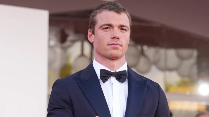 gabriel-basso-venice-film-festival-fox-news-001.jpeg