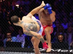 UFC 白宮影片:毛里西奧·拉菲 (Mauricio Rafi) 用旋轉腳跟踢和殘酷的上勾拳擊倒邁克爾·錢德勒 (Michael Chandler)