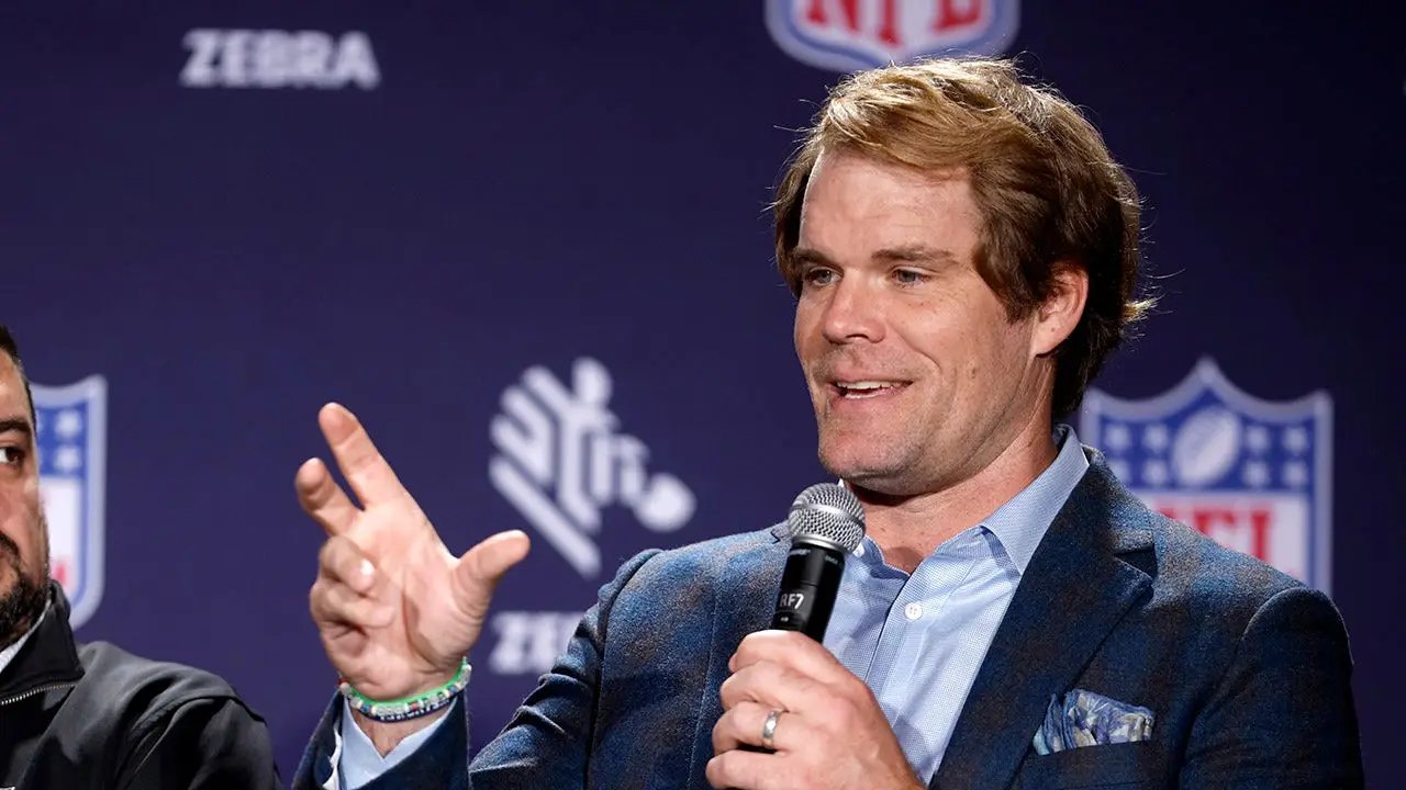 格雷格·奧爾森 (Greg Olsen) 參與了 NFL 串流辯論和地盤辯論。