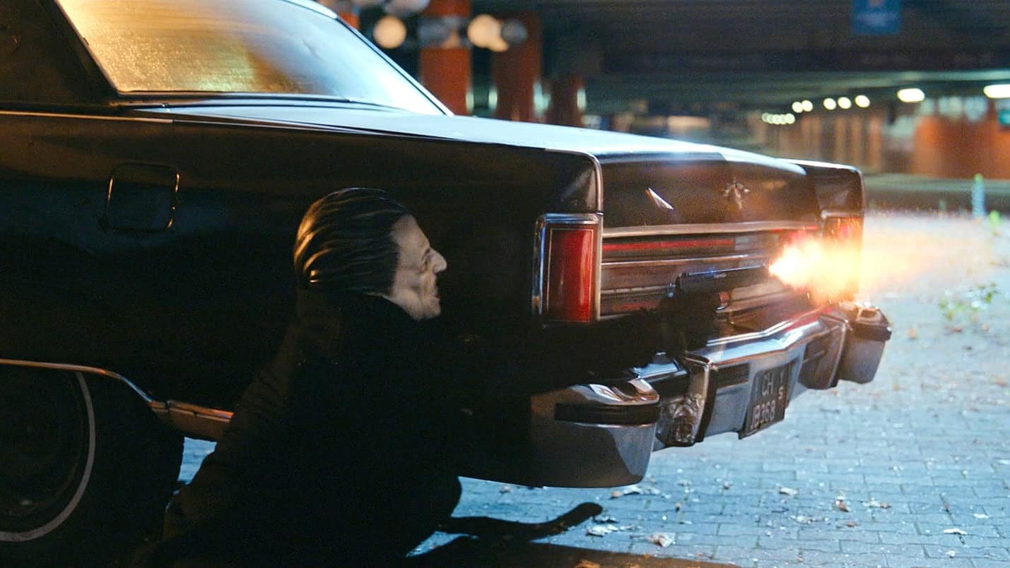 Netflix 的 R 級黑色喜劇驚悚片，專為《疾速追殺》粉絲打造