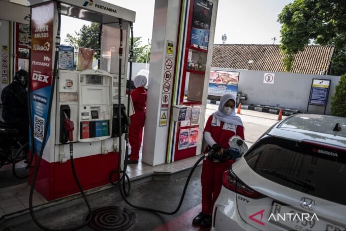 harga-bbm-nonsubsidi-jenis-pertamax-naik-2802925.jpg