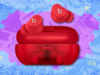 最佳耳機優惠:購買一對透明紅色 Beats Solo Buds 可節省 10 美元