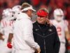 QB 的 Lane Kiffin 和 Kirby Smart 收到喬治亞太陽隊競爭對手的獎學金