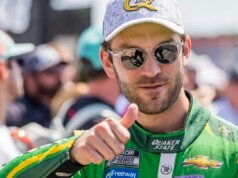 「不會成功」——丹尼爾·蘇亞雷斯解釋 NASCAR 成名背後的懲罰歷史