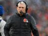 吉姆·施瓦茨 (Jim Schwartz) 講述了布朗隊在被淘汰成為主教練後的混亂分裂