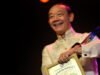 何塞·馬裡·陳 (Jose Mari Chan) 的唱片公司解釋了“所有權”聲明,並表示他指的是實體專輯銷量