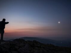 不要錯過 6 月 12 日日落後美麗的三顆行星巡遊 – 它不會持續太久