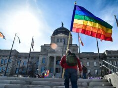 芝加哥大學實驗學校因擔心中立而移除 LGBTQ 驕傲旗幟
