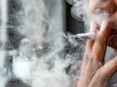 前 HHS 部長稱 2500 萬吸煙者被拋在後面