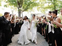 山谷的亞斯敏·賈德 (Yasmine Judd) 和梅麗莎·瑪麗 (Melissa Marie) 結婚了