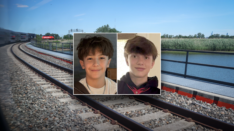 警方搜尋新澤西火車站失蹤的兩名青少年