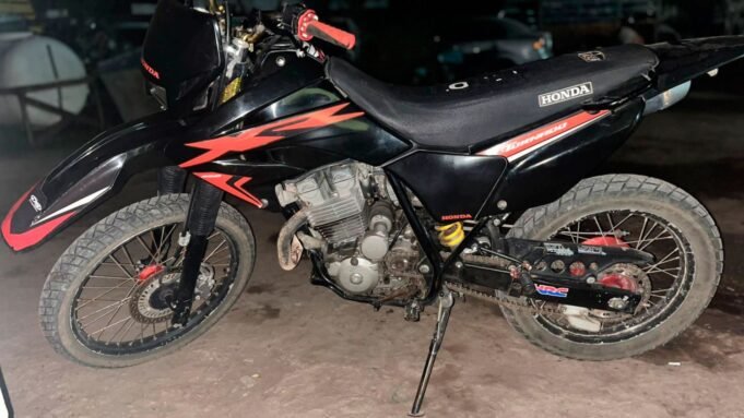 moto-555128-203051.jpg