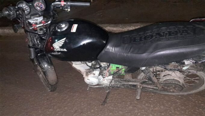 moto-555709-183238.jpg