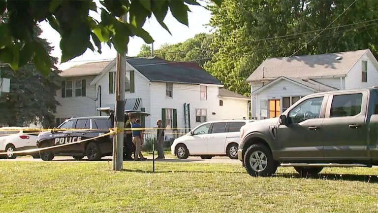 警方稱，愛荷華州一名男子在自殺前殺死了六名家庭成員。