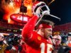 帕特里克·馬霍姆斯同意簽訂價值 5.0475 億美元的合同,這是 NFL 的第一份價值 5 億美元的合同。