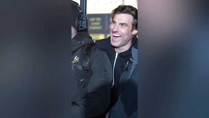 加冕街發布了令人震驚的殺害西奧兇手的新鏡頭|生活方式