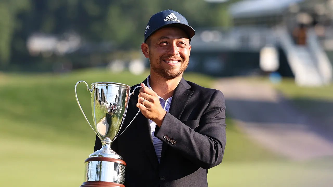 贊德·謝奧菲勒 (Xander Schauffele) 預演美國公開賽後的旅行者錦標賽。