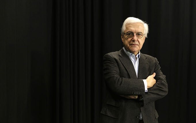 seixas_da_costa_3.jpg