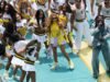 夏奇拉 (Shakira) 和伯納男孩 (Burna Boy) 帶來充滿電感的《Dai Dai》表演,為 2026 年 FIFA 世界盃拉開帷幕