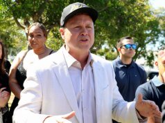 斯賓塞普拉特聲稱錄音可能會迫使洛杉磯市長候選人辭職