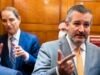 特德·克魯茲 (Ted Cruz) 和羅恩·懷登 (Ron Wyden) 試圖通過《JAWBONE 法案》來對抗審查制度,該法案得到了兩黨的支持。