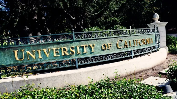 university-of-california-to-review-admissions-policies-after-professors-speak-out-against-math-decli.webp