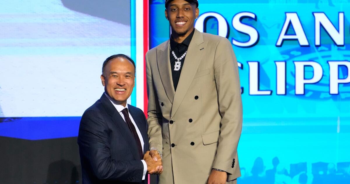 快艇隊在 NBA 選秀第二輪選中前鋒巴巴米勒