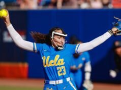 加州大學洛杉磯分校壘球隊被 WCWS 淘汰 作者:Kaitlyn Terry,德州理工大學