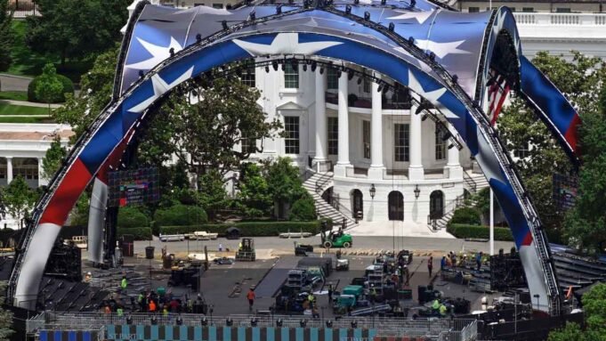 white-house-ufc.jpg